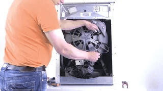 Comment remplacer l'&eacute;l&eacute;ment chauffant d'une machine &agrave; laver ? | Conseils de r&eacute;paration et d'entretien
