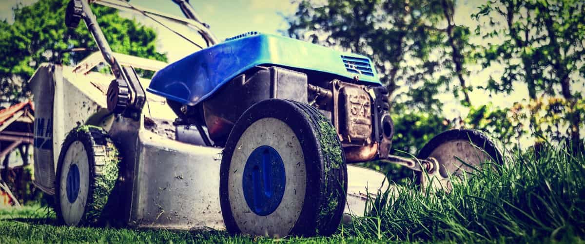 Conseils pour affûter en toute sécurité la lame de votre tondeuse à gazon